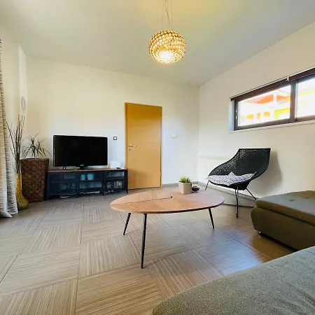 Holiday home House Zara Medulin, Tastefully Decorated House